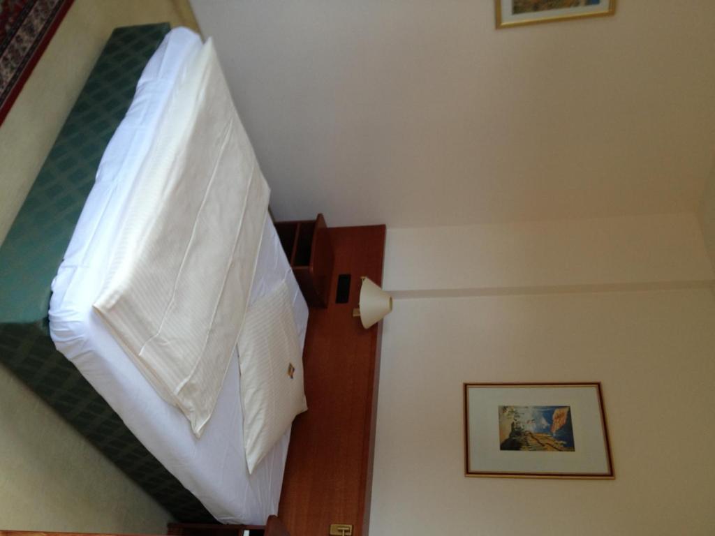 Hotel Bergedorfer Hoehe Гамбург Номер фото
